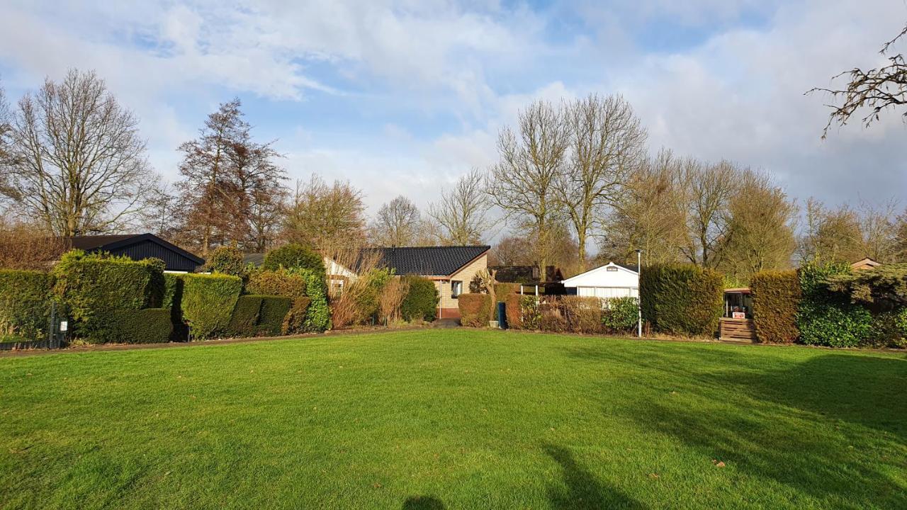 Luxe Zomerwoning Met Omheinde Tuin Voor Hond En Kinderen Dirkshorn Luaran gambar